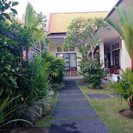 Purnama Guesthouse Canggu Εξωτερικό φωτογραφία