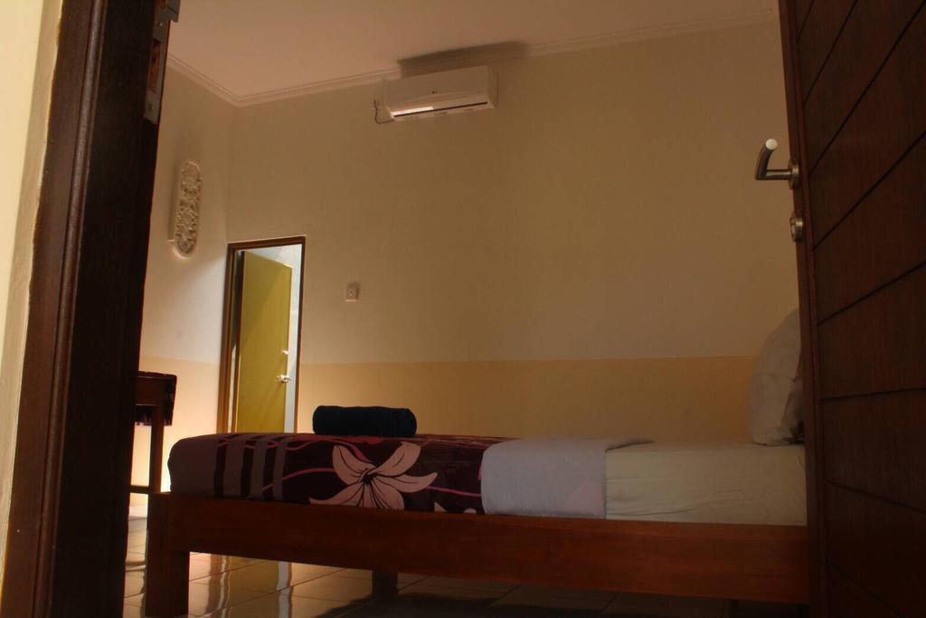 Purnama Guesthouse Canggu Εξωτερικό φωτογραφία