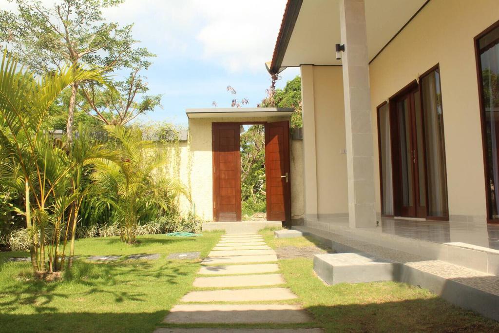 Purnama Guesthouse Canggu Εξωτερικό φωτογραφία